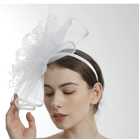 Beautiful Kentucky Derby style fascinator Headband hat - Picture 5 of 5
